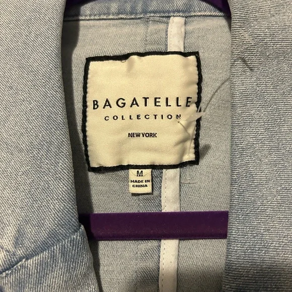 Bagatelle Blue Blazer with Notched Lapels and Tailored Fit - Picture 5 of 7